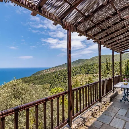 Almond Città di Skopelos