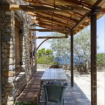 Villa Almond