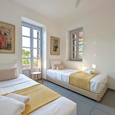 Villa Almond *