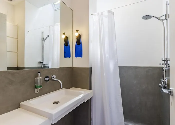 Almond * Skopelos Town